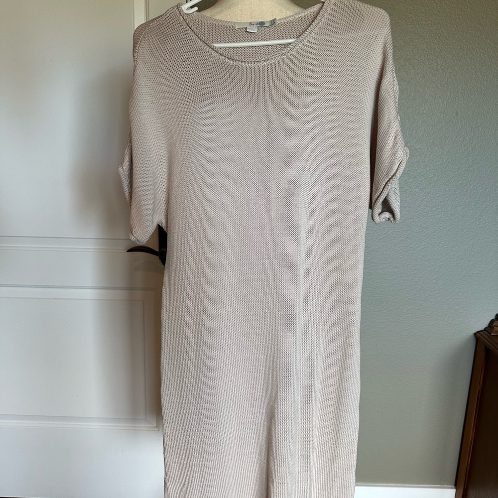 Boden Short Sleeve Cotton Knit Relaxed Fit Dress. Sand/Khaki. Size 10